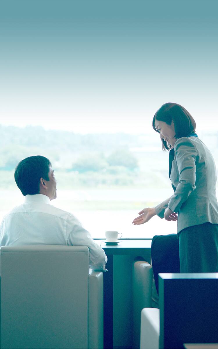 A status whose wings spread
        around the world Platinum Service