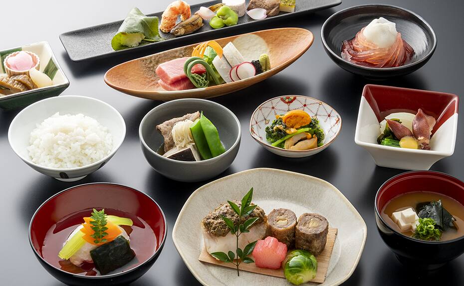 First Class Pre-order Meal Service