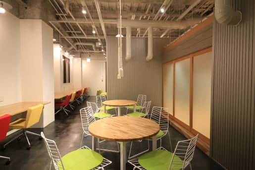 未来会議室 下通店