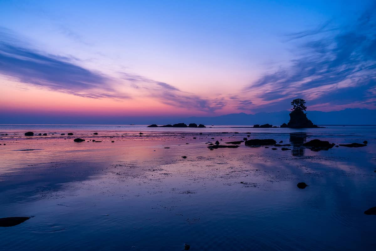 (写真) 雨晴海岸 1