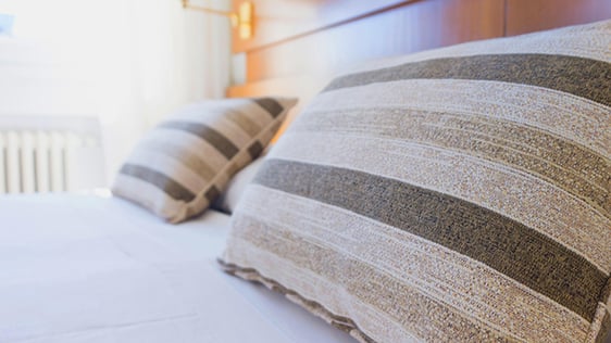 ホテルのベッド