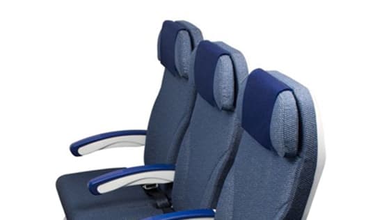 上下に調整ができるヘッドレスト