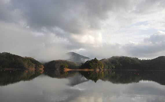 山口県・豊田湖